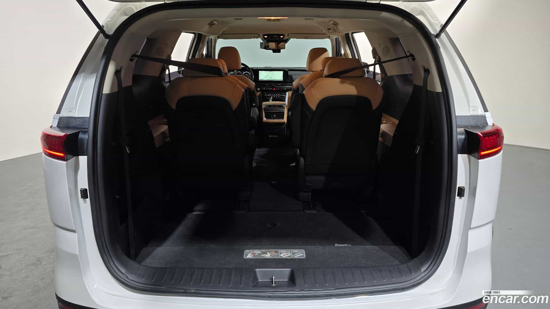 Canival Kia 2023.6-OPTION-024