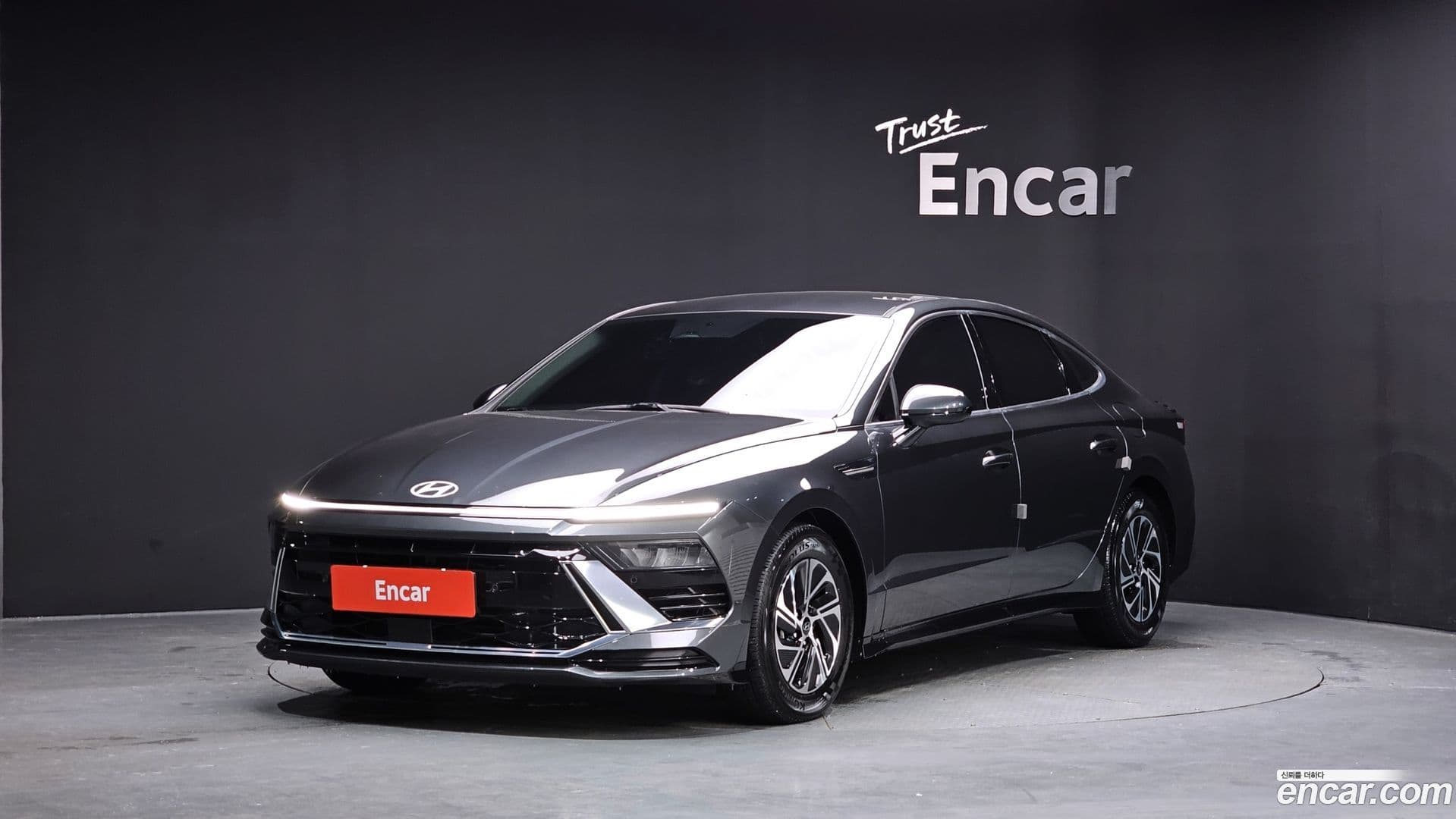 Main__Slider__Photo:Sonata Hyundai 2024.6-0