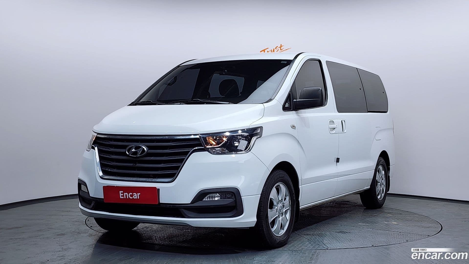 Main__Slider__Photo:Starex Hyundai 2019.5-0