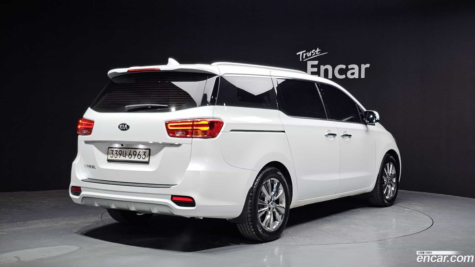 Canival Kia 2020.1-OUTER-002