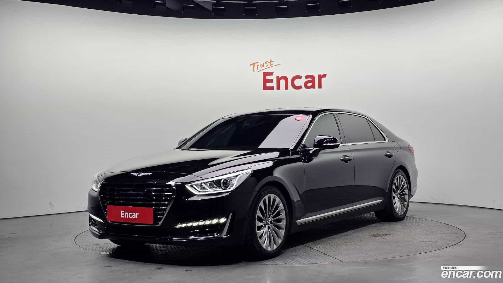 EQ900 Genesis 2016.1-OUTER-001