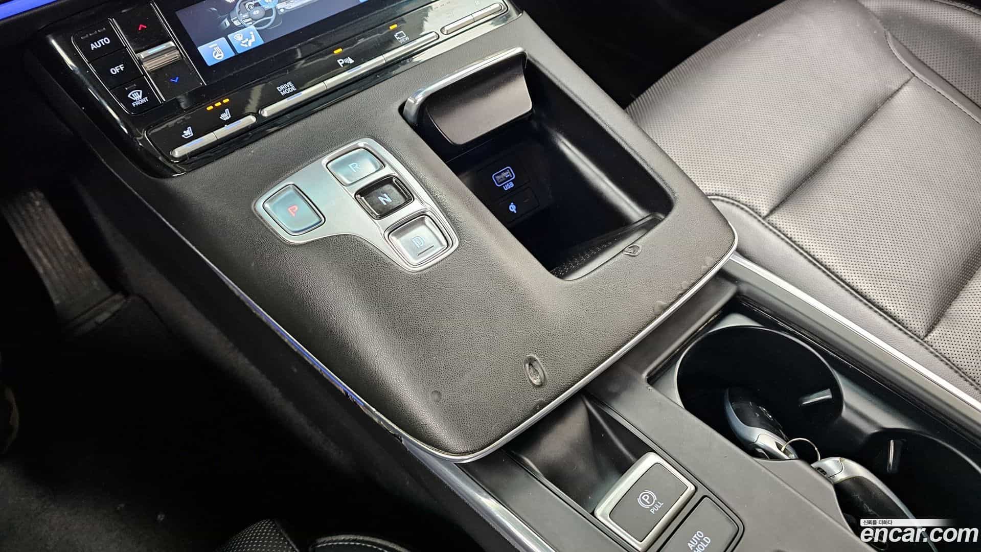 Grandeur Hyundai 2021.11-INNER-009