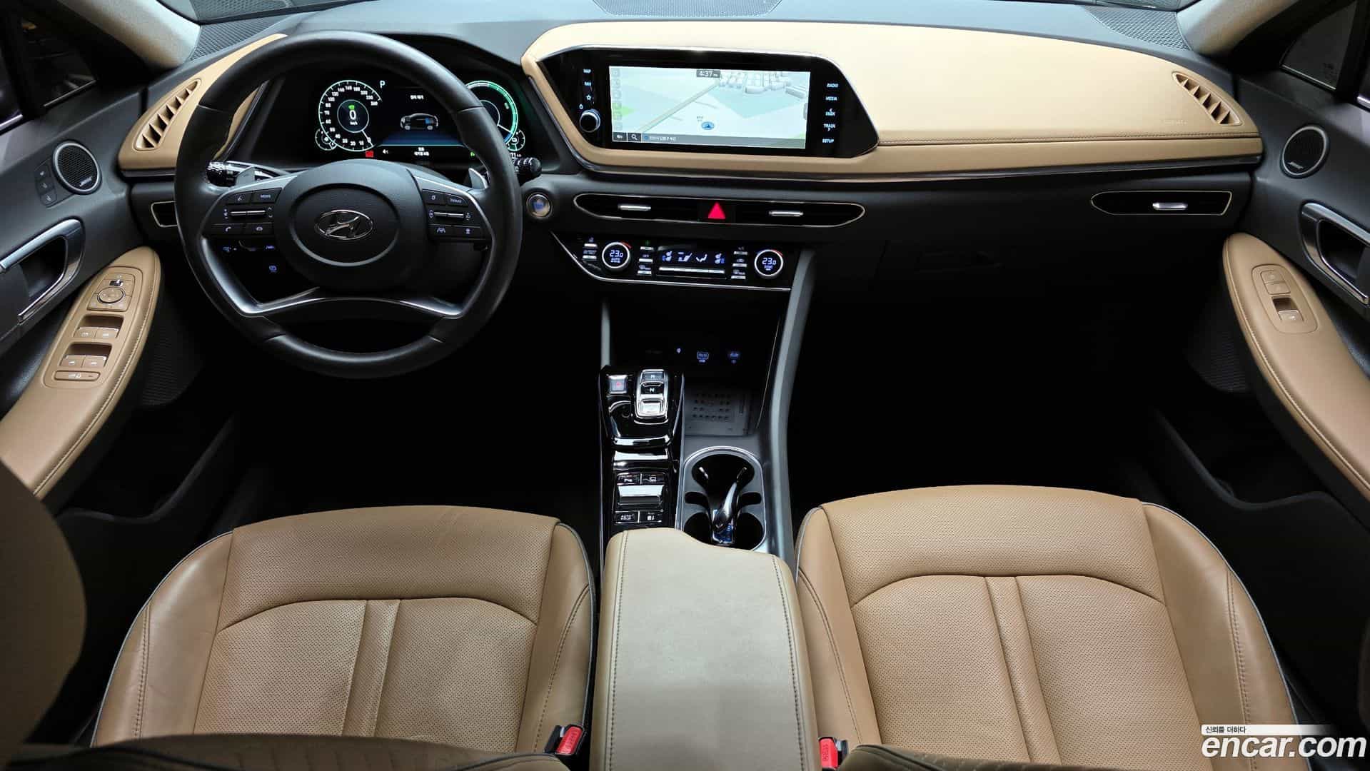 Sonata Hyundai 2023.1-INNER-007