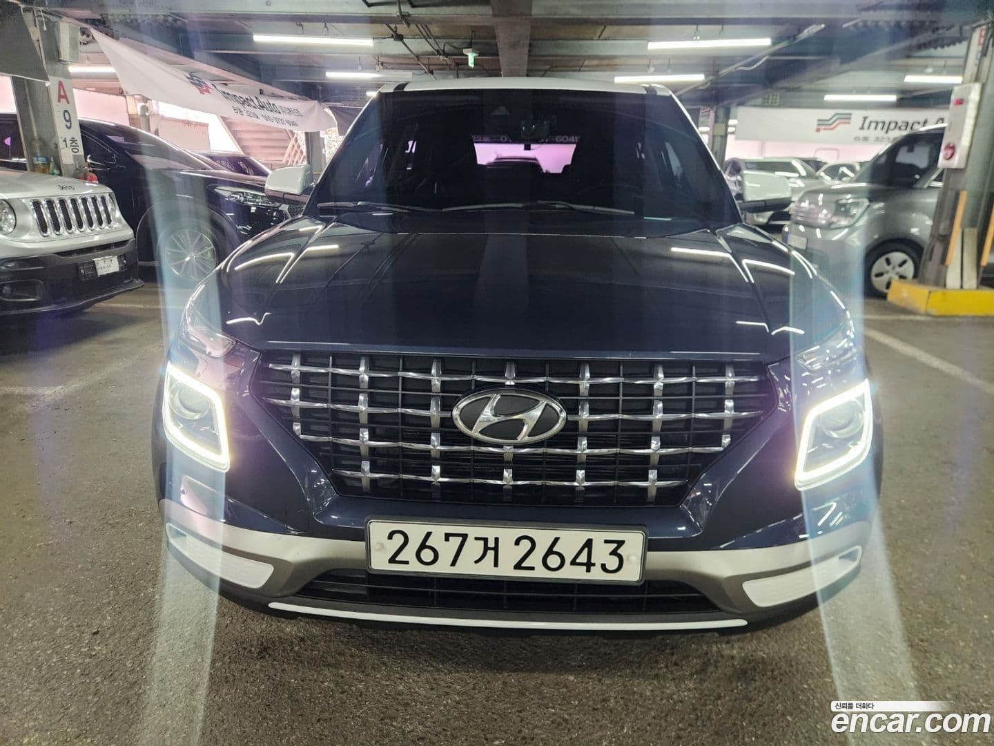 Main__Slider__Photo:Venue Hyundai 2019.9-0