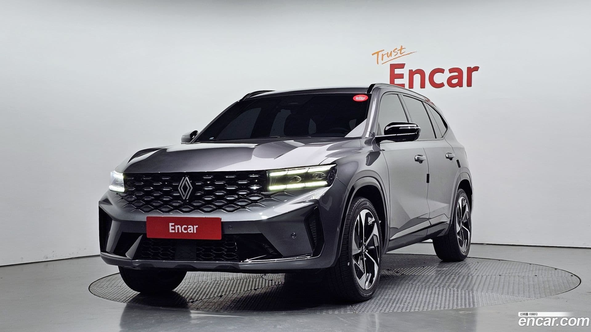 Main__Slider__Photo:Grand Koleos Renault Korea 2025.1-0