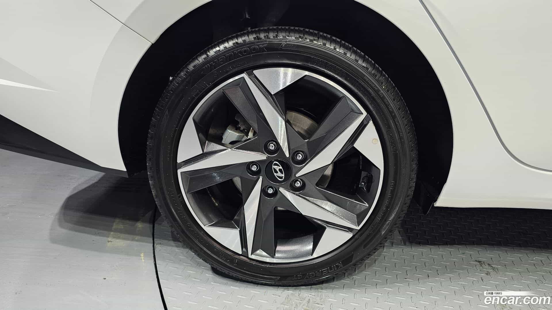 AVANTE Hyundai 2023.2-OUTER-005
