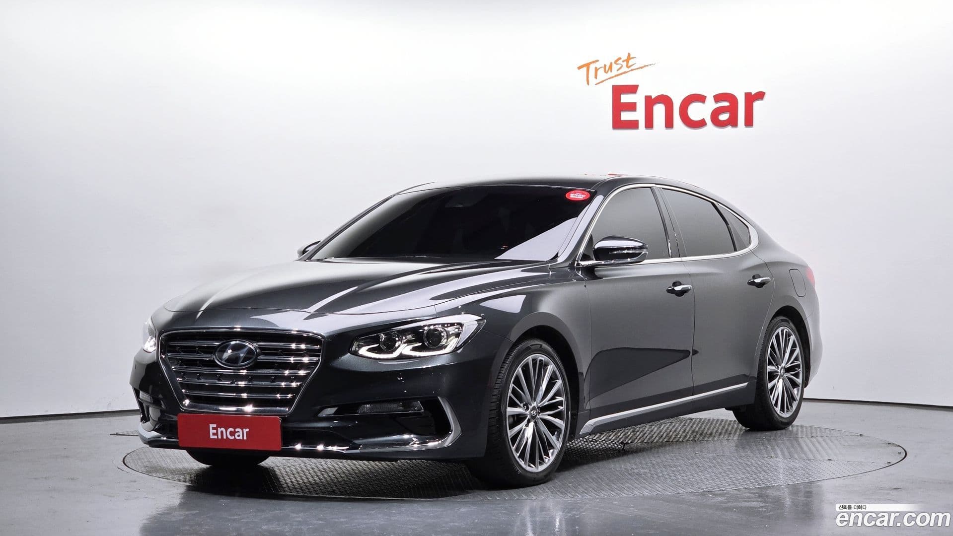 Main__Slider__Photo:Grandeur Hyundai 2019.6-0