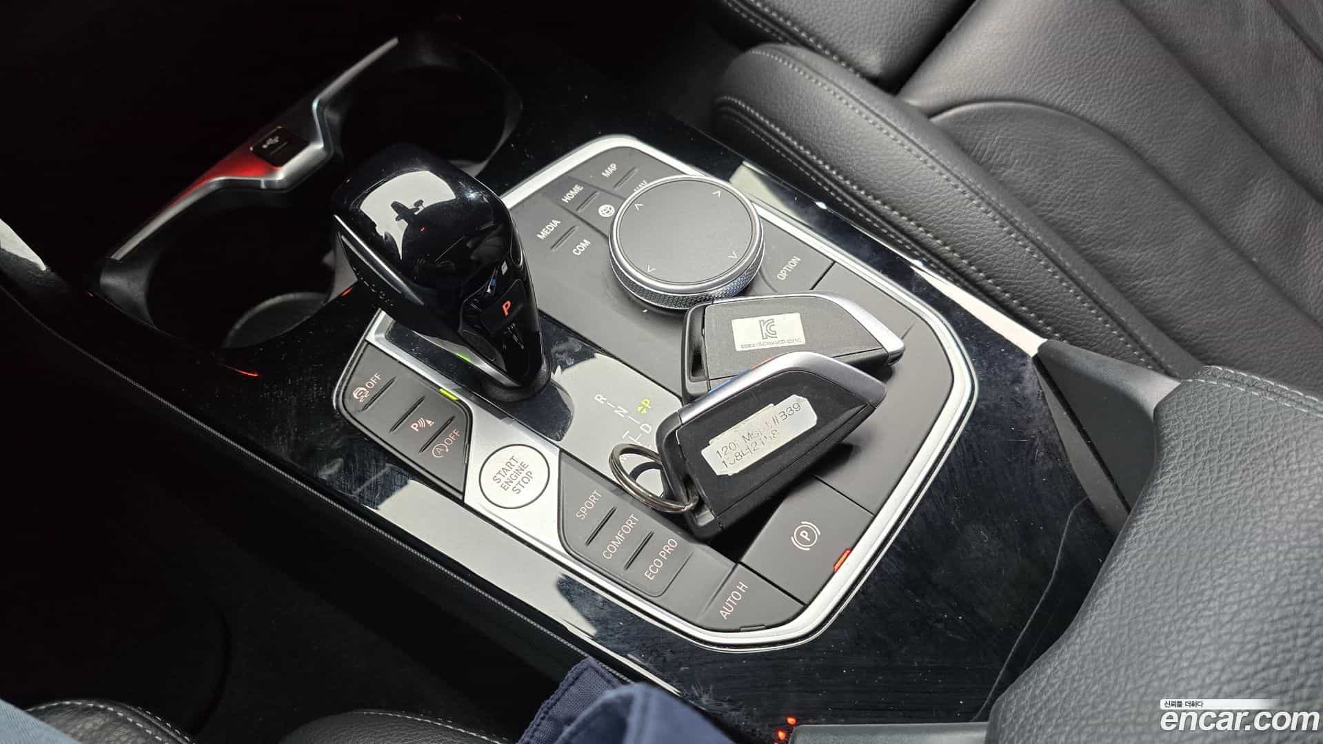 1-Series BMW 2021.11-INNER-009