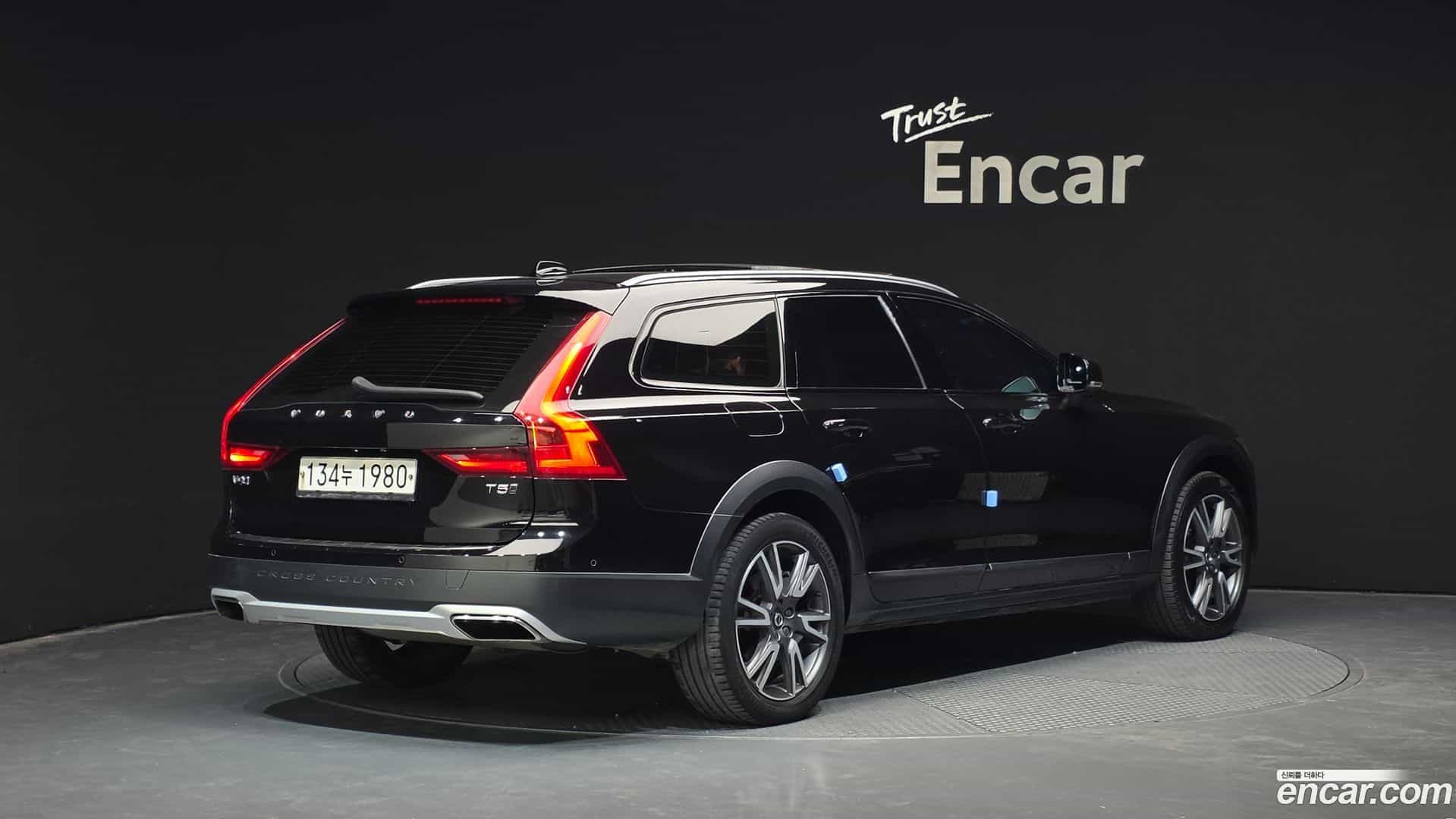 V90 Volvo 2020.2-OUTER-002