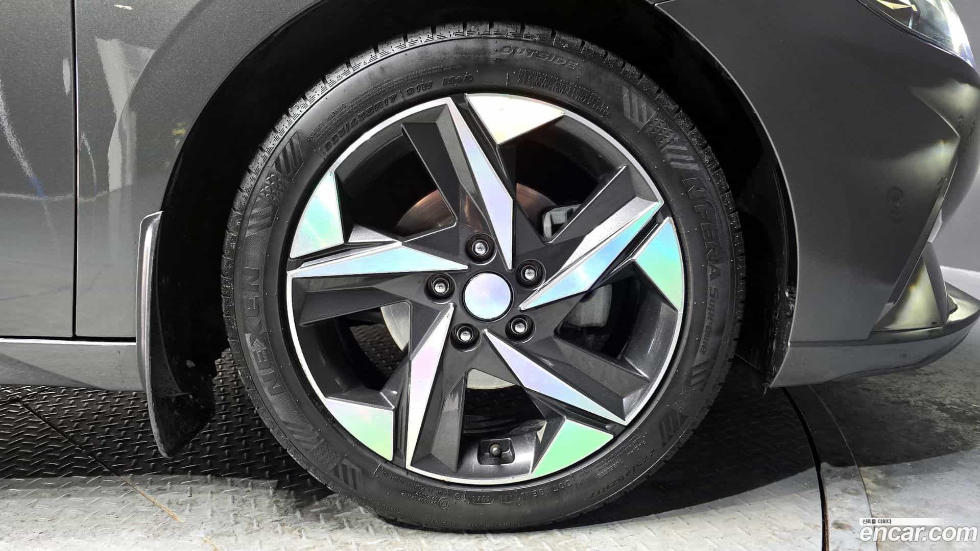 AVANTE Hyundai 2021.1-OUTER-005