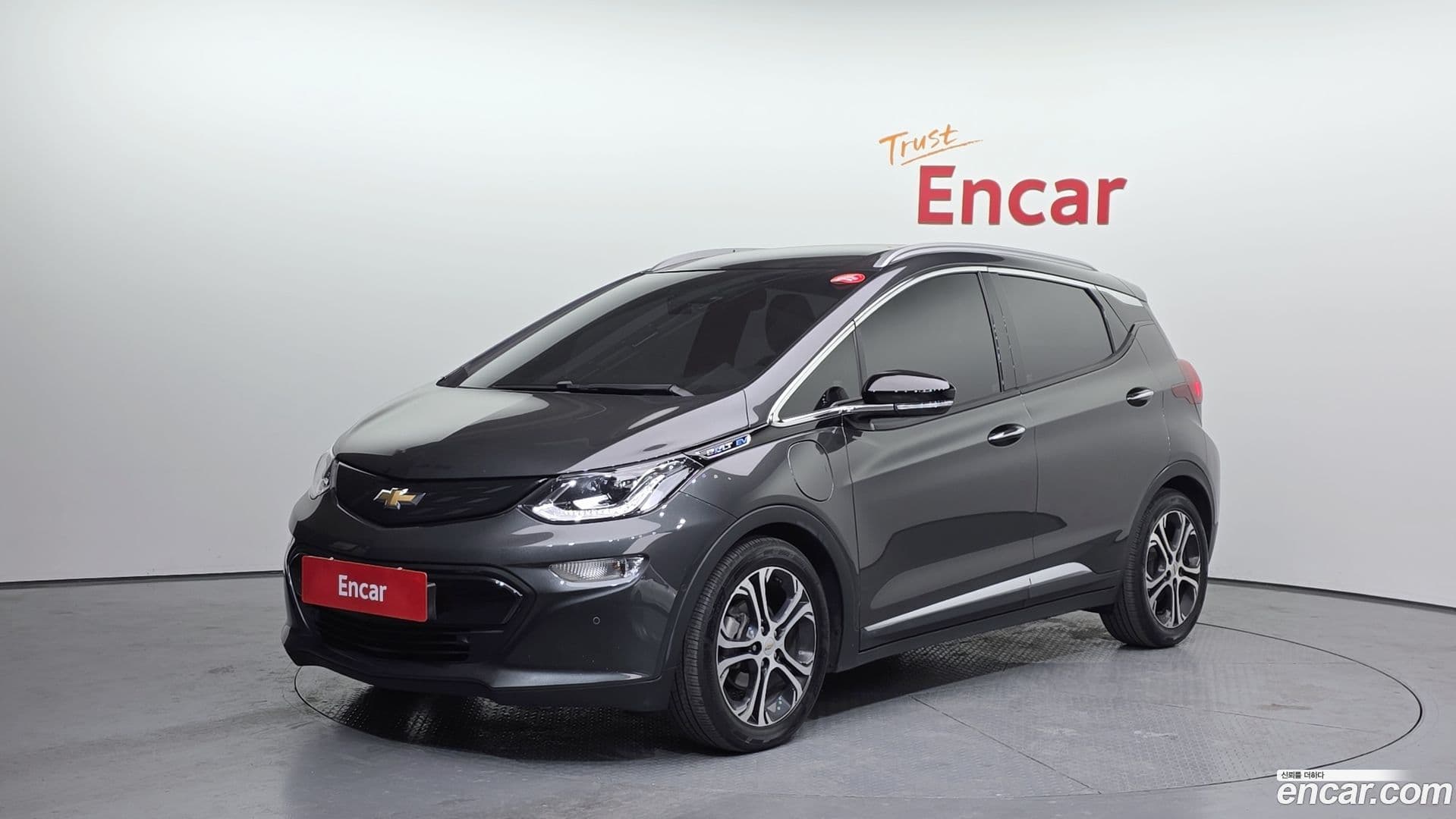 Main__Slider__Photo:Bolt EV Chevrolet 2019.11-0