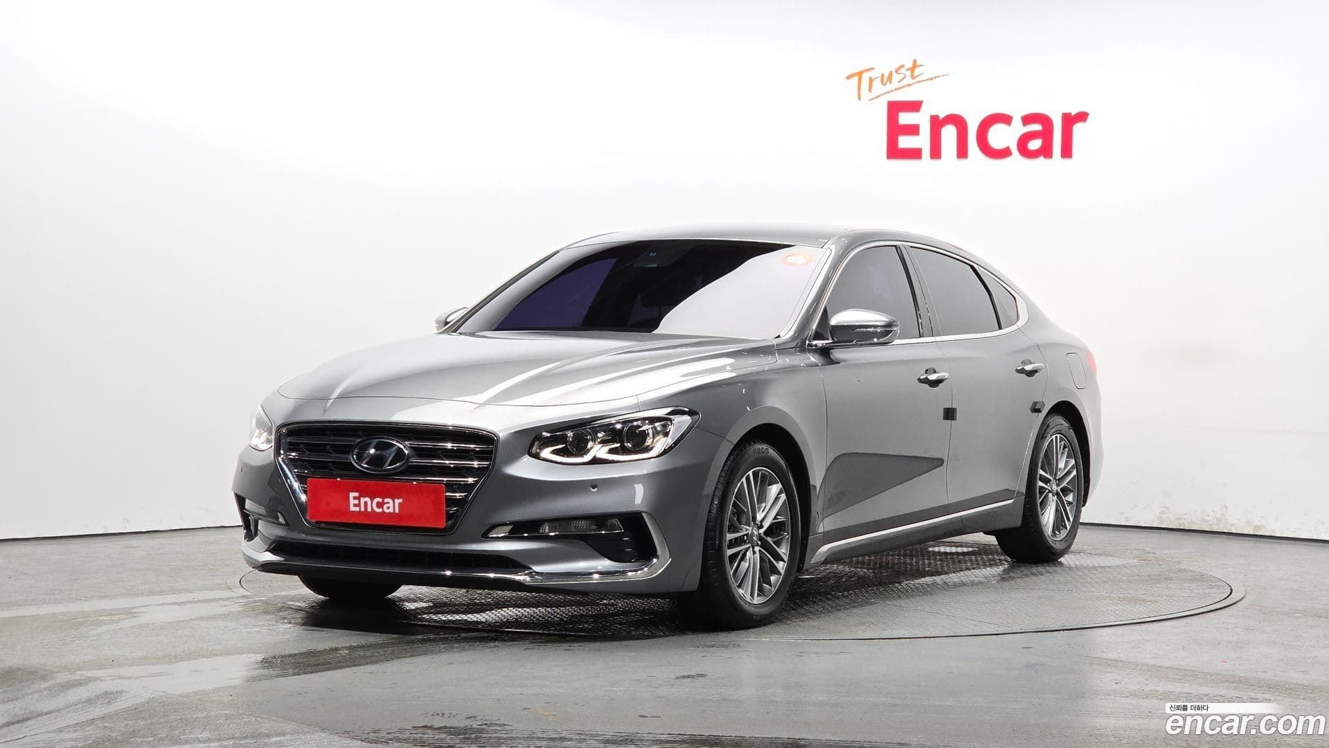 Main__Slider__Photo:Grandeur Hyundai 2017.0-0