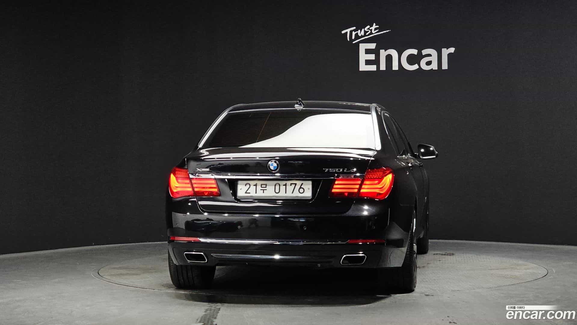 7-Series BMW 2015.8-OUTER-004