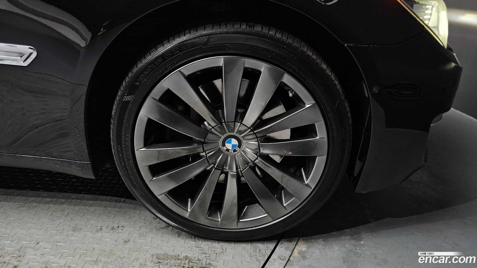 7-Series BMW 2015.8-OUTER-005