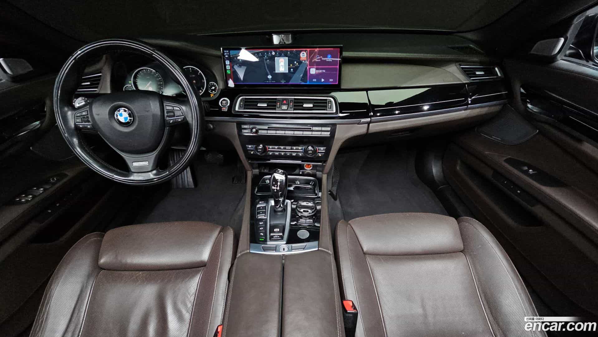 7-Series BMW 2015.8-INNER-007