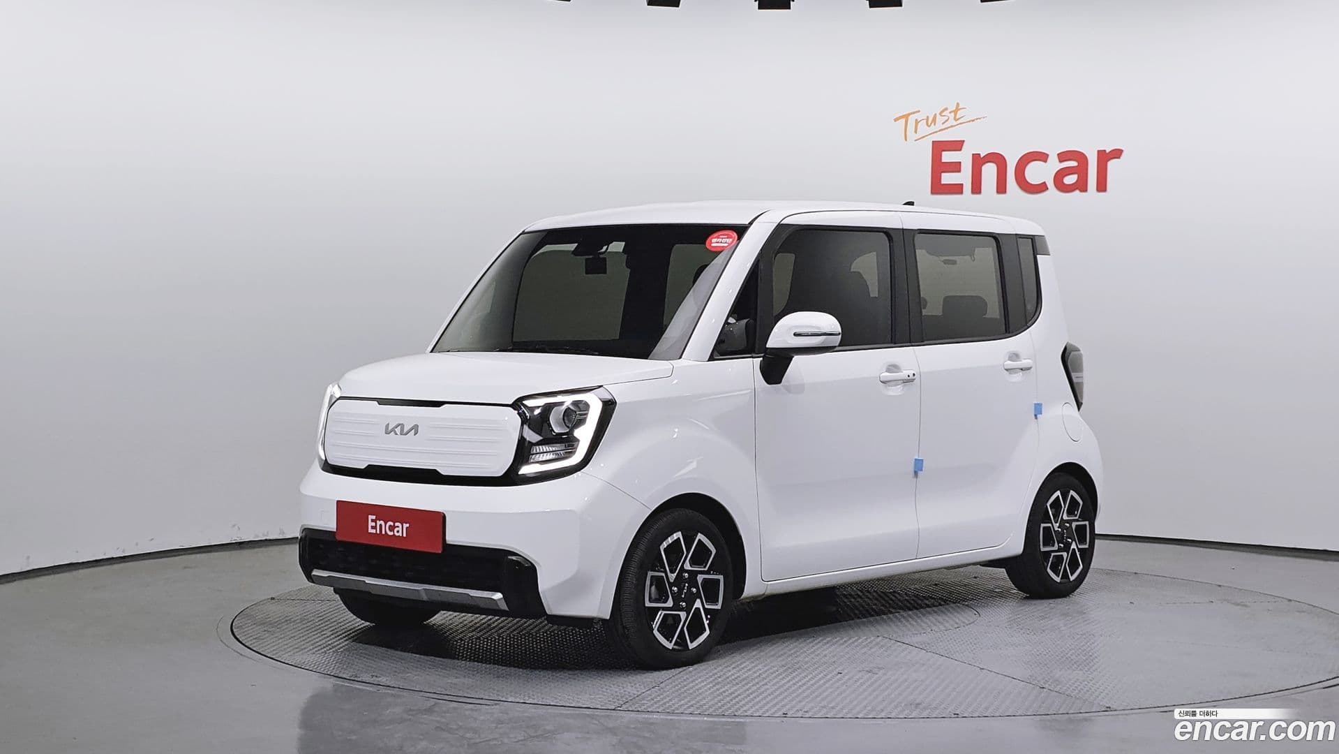 Main__Slider__Photo:RAY Kia 2024.0-0