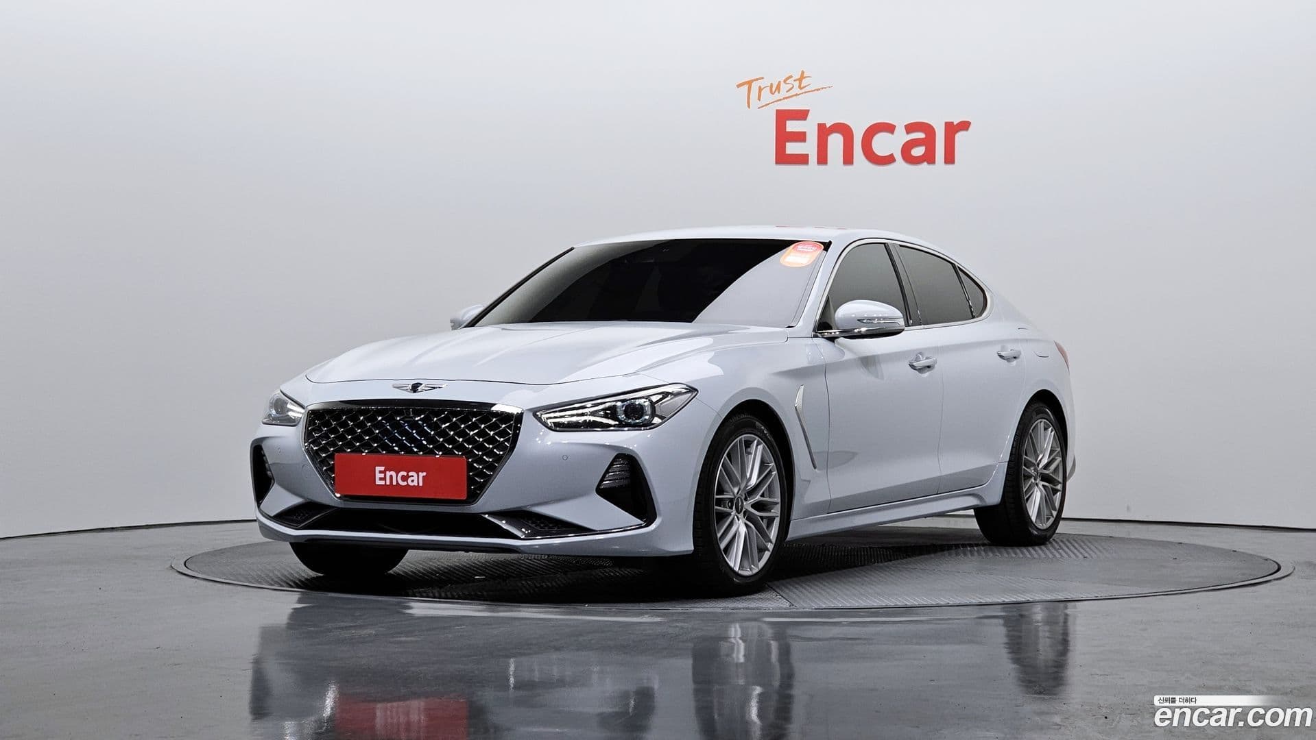 Main__Slider__Photo:G70 Genesis 2019.8-0