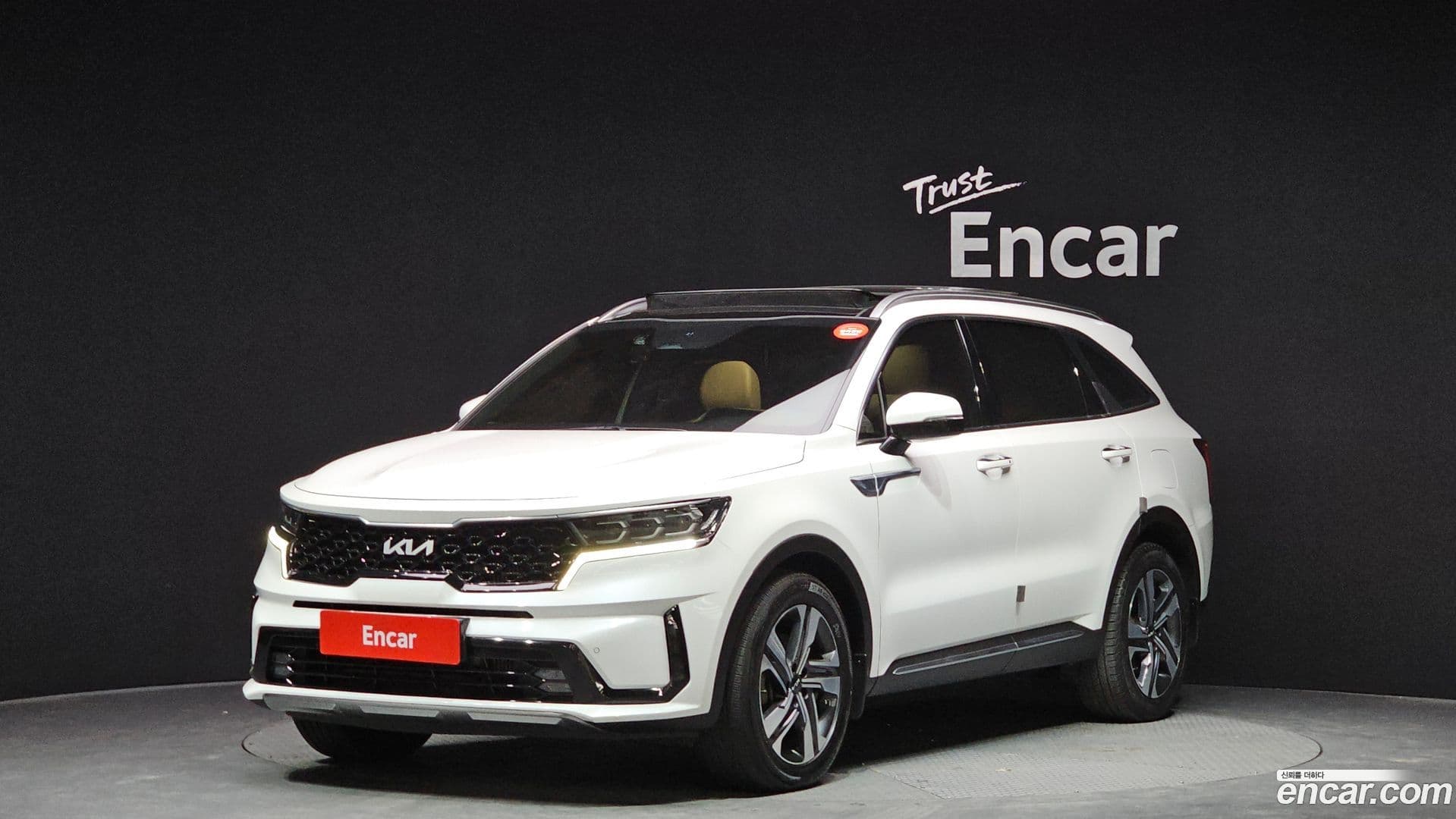 Main__Slider__Photo:Sorento Kia 2022.0-0