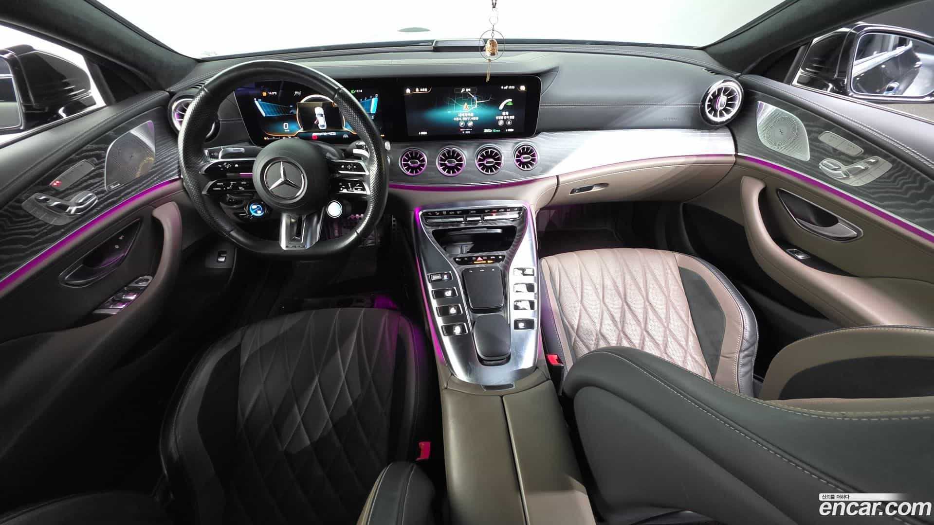 AMG GT Mercedes-Benz 2023.8-INNER-007