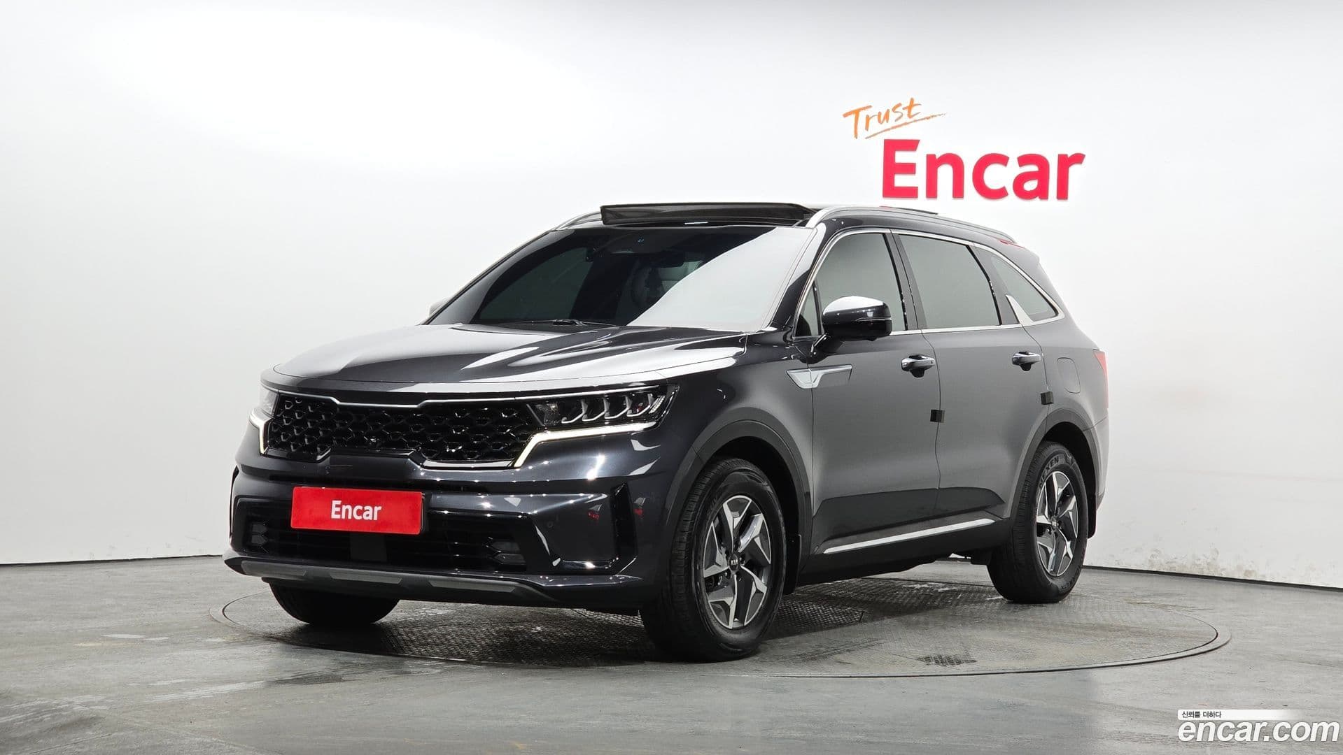 Main__Slider__Photo:Sorento Kia 2020.10-0