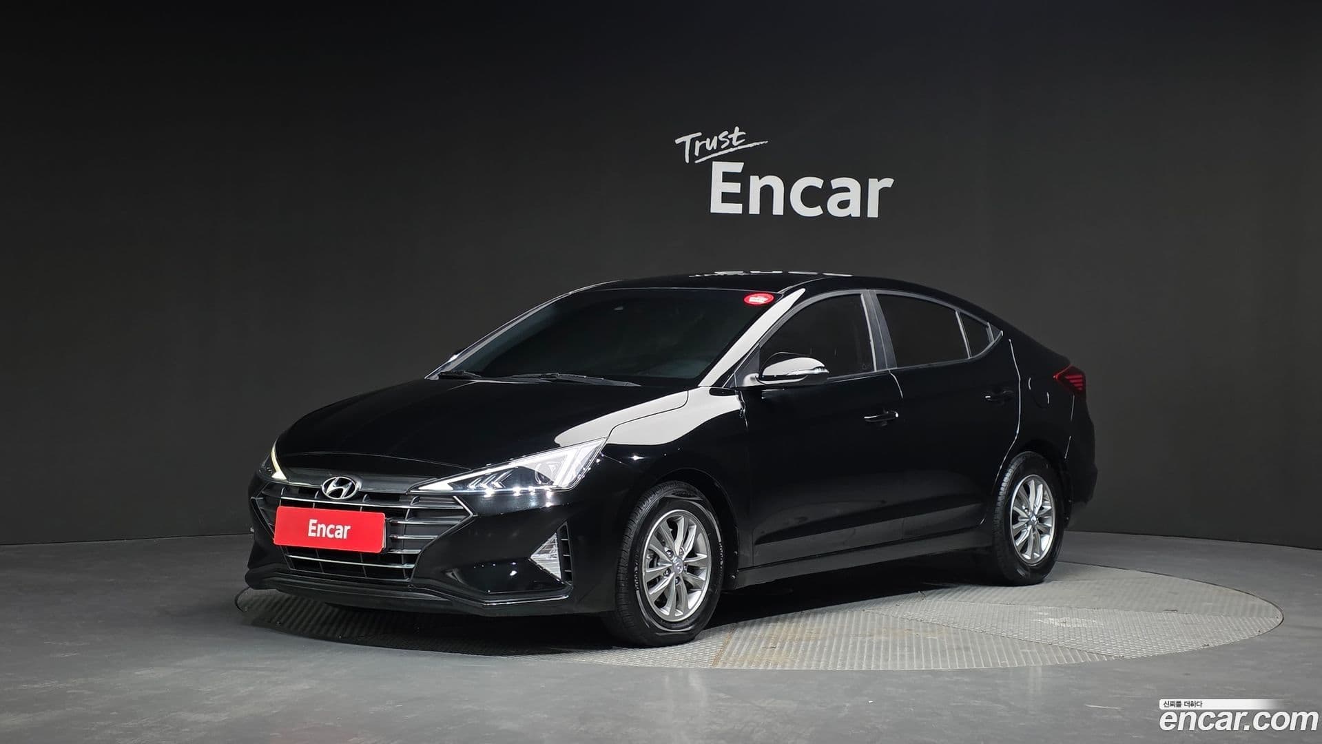 Main__Slider__Photo:AVANTE Hyundai 2019.11-0