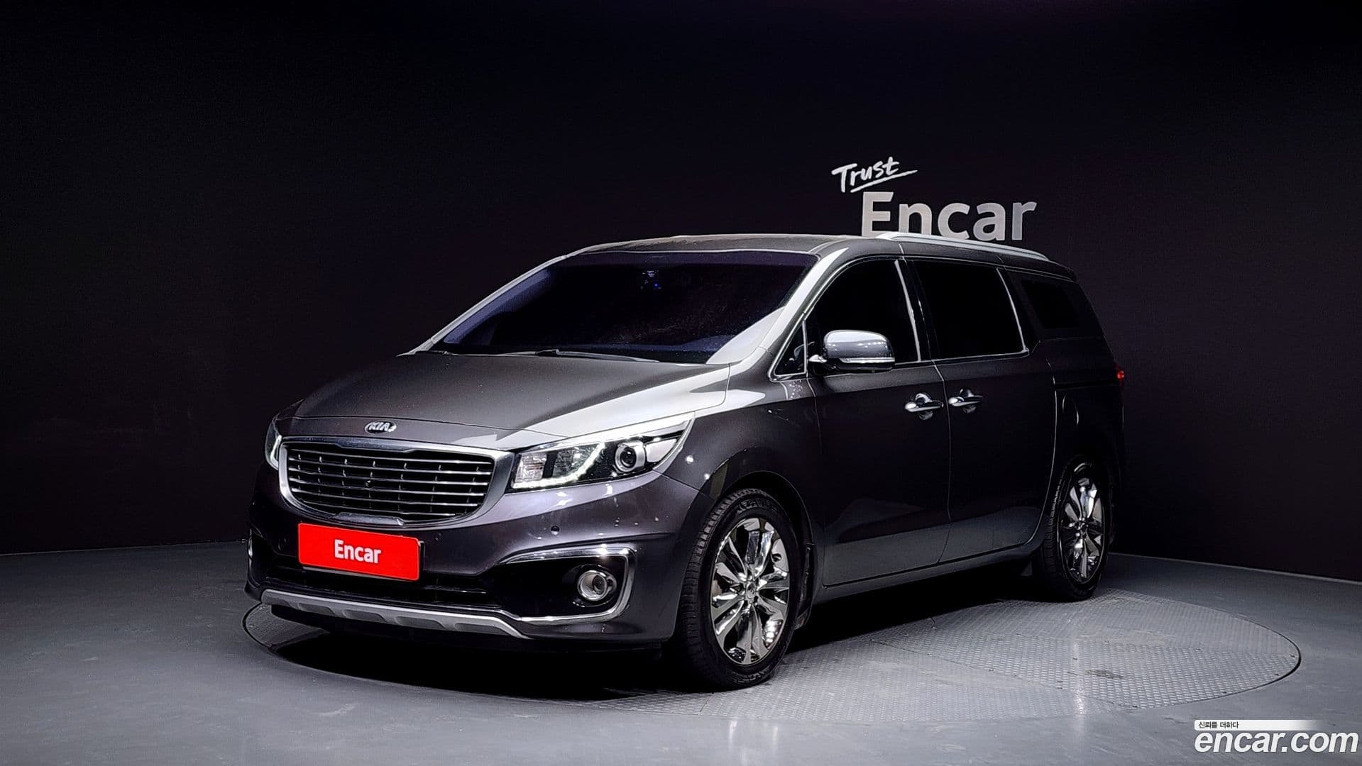 Main__Slider__Photo:Canival Kia 2018.5-0