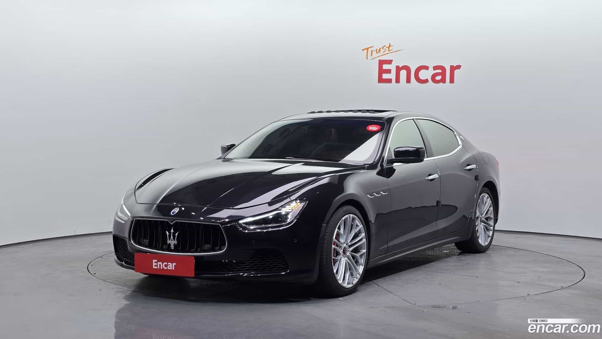 Ghibli Maserati 2014.11-OUTER-001