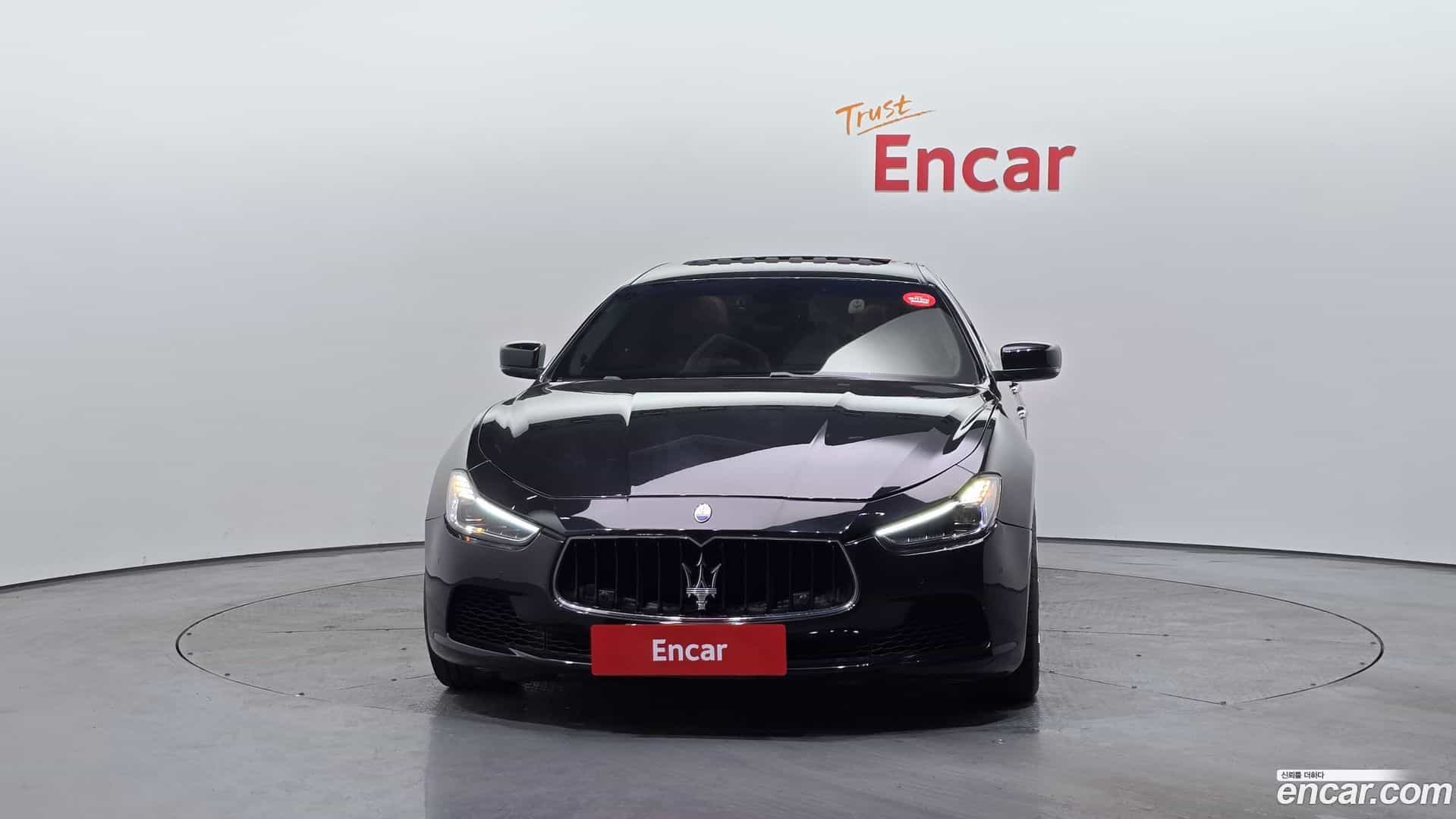 Ghibli Maserati 2014.11-OUTER-003