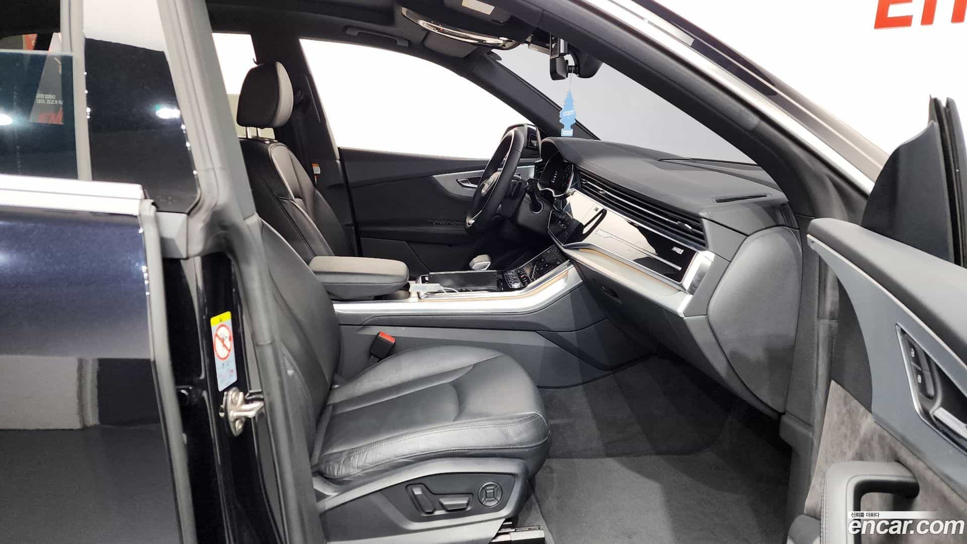 Q8 Audi 2021.5-OPTION-015