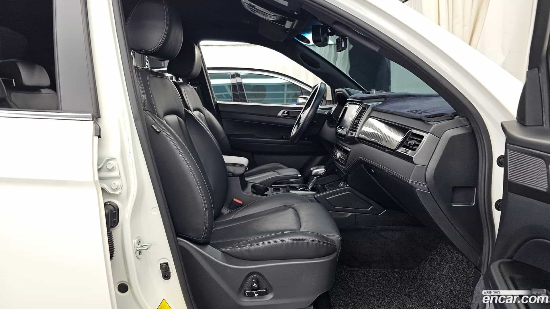 Rexton KG Mobility 2022.10-OPTION-015