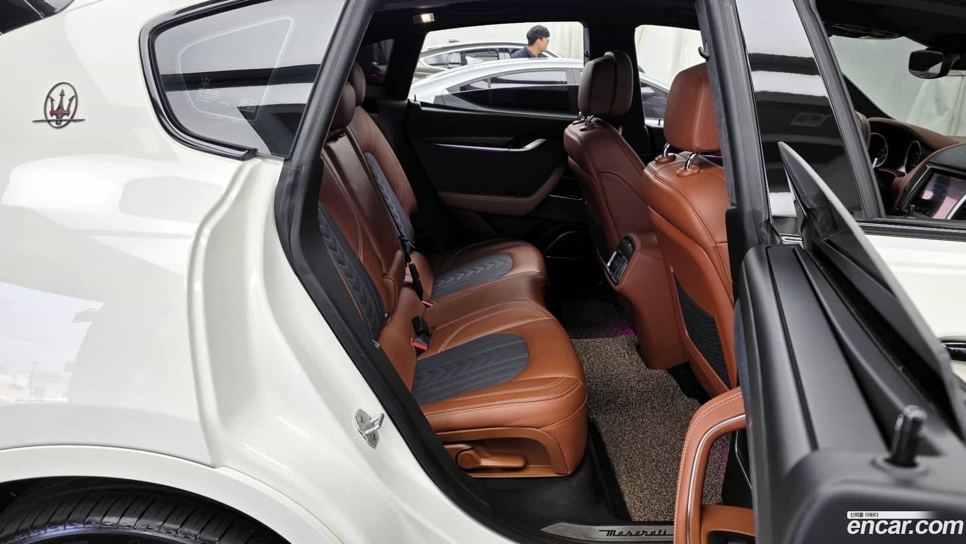 Levante Maserati 2019.5-OPTION-016