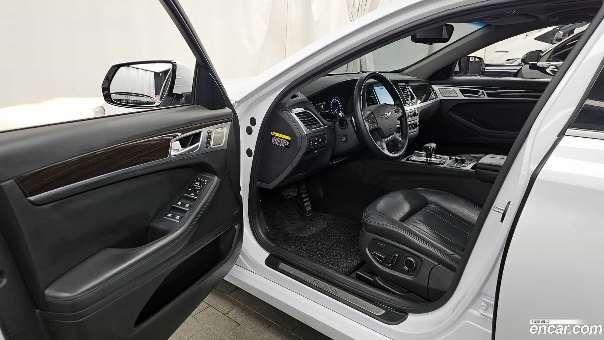 G80 Genesis 2016.11-INNER-010