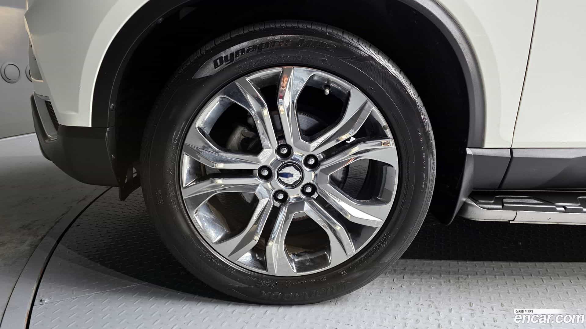 Rexton KG Mobility 2017.6-OUTER-005
