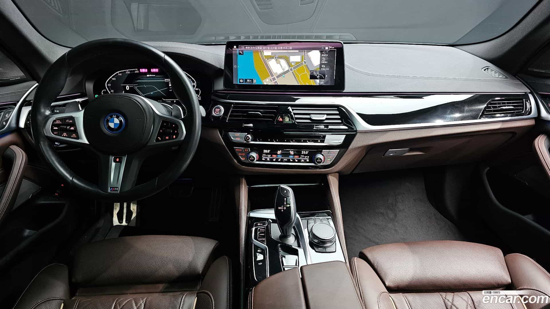 5-Series BMW 2023.1-INNER-007