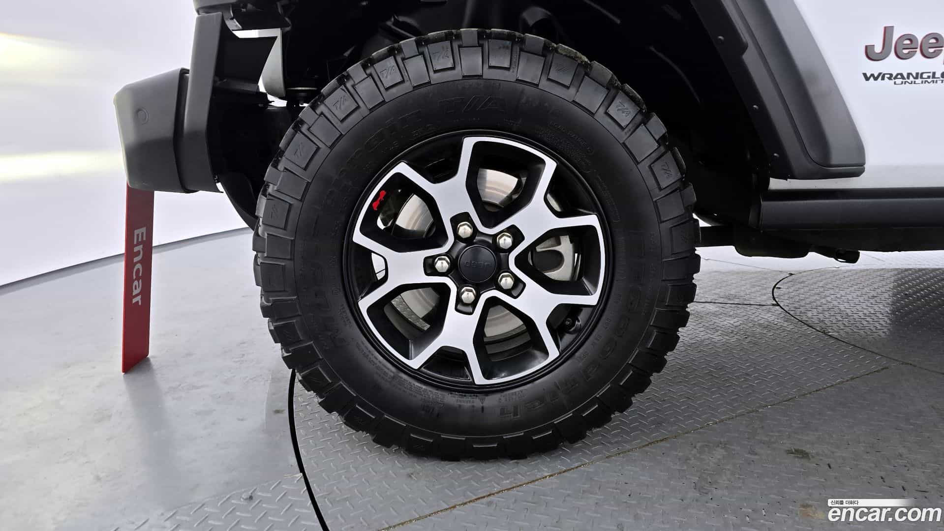 Wrangler Jeep 2020.5-OUTER-005
