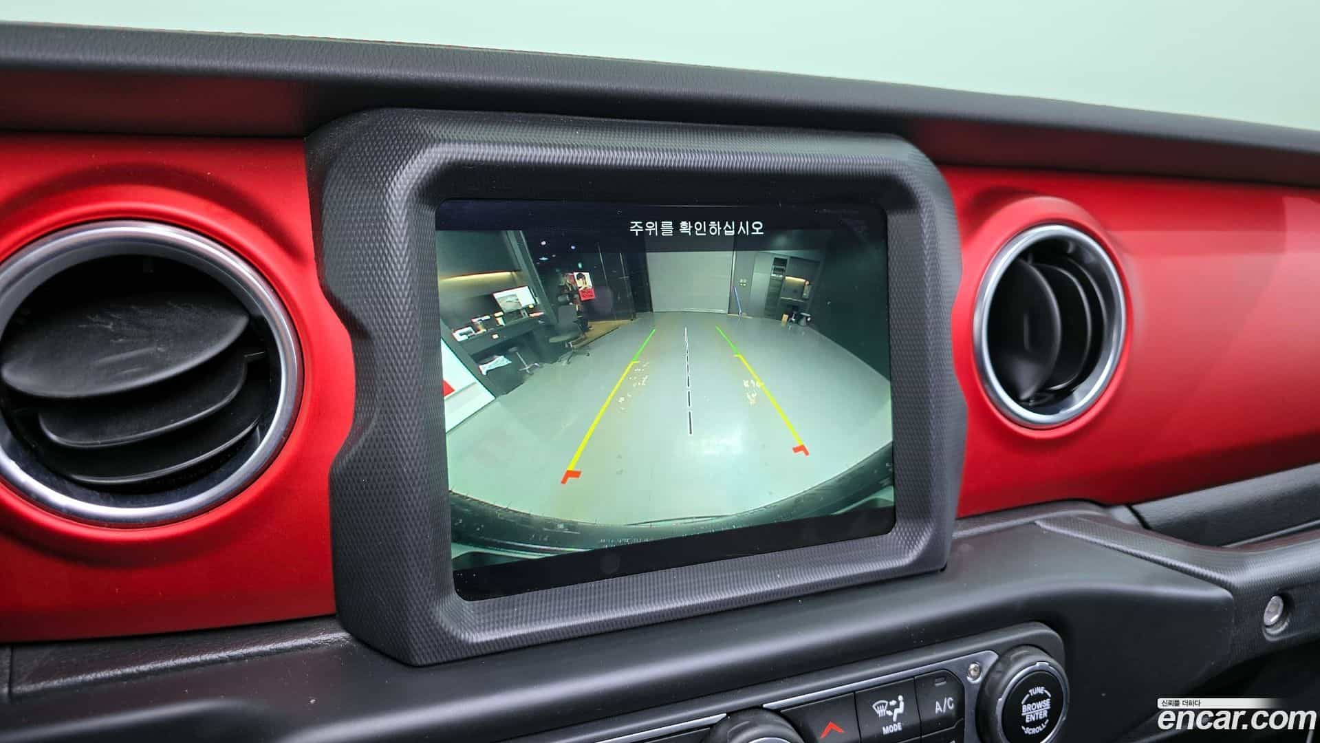 Wrangler Jeep 2020.5-OPTION-019