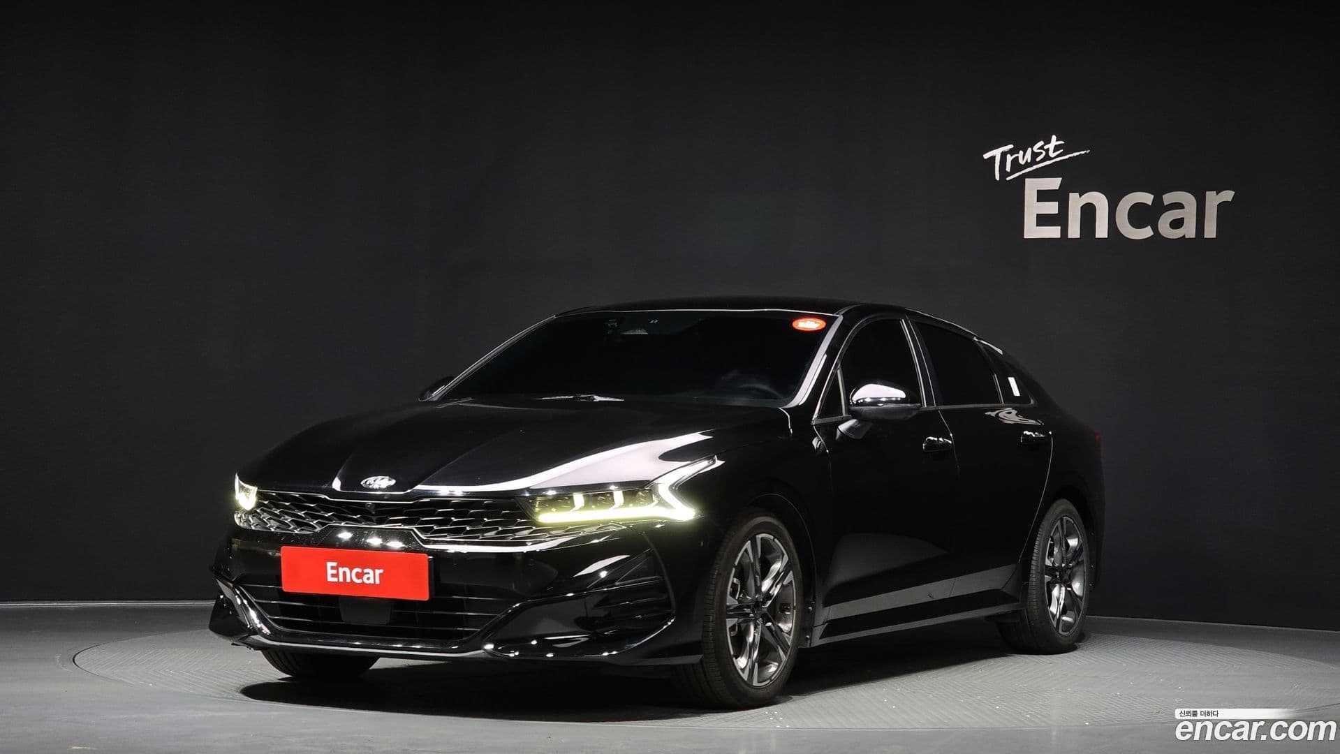 Main__Slider__Photo:K5 Kia 2021.1-0