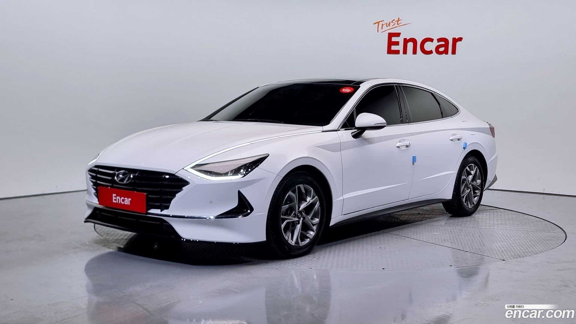 Main__Slider__Photo:Sonata Hyundai 2020.8-0
