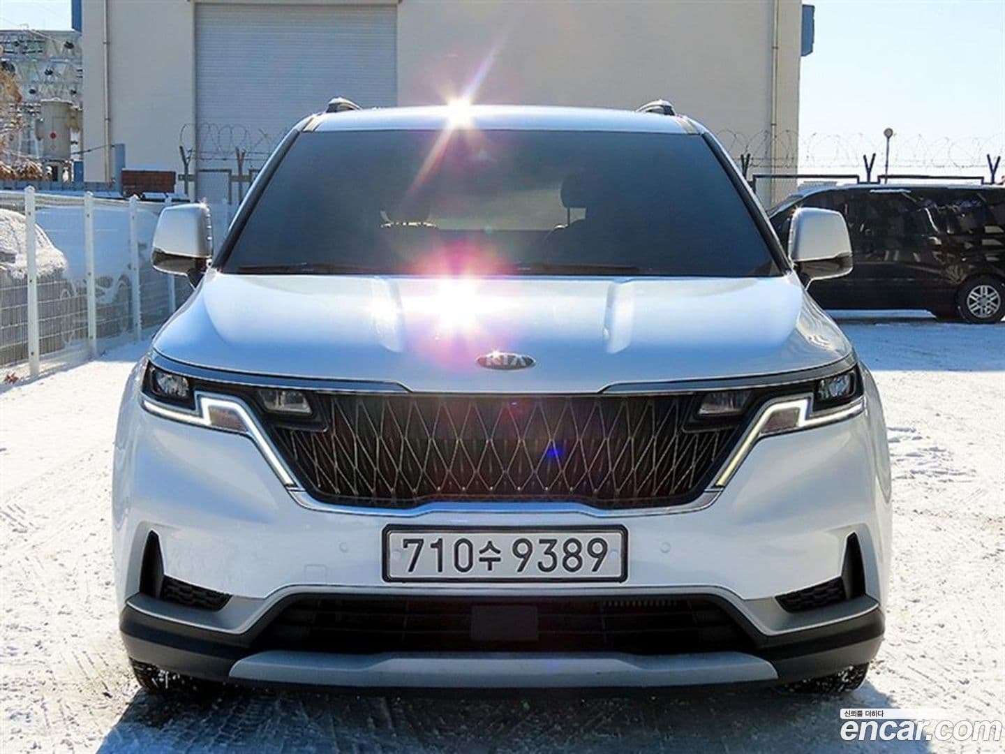 Main__Slider__Photo:Canival Kia 2020.10-0