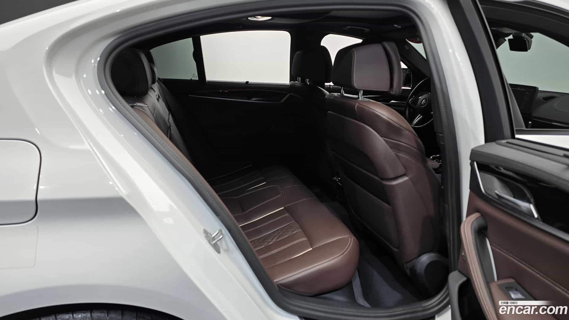 5-Series BMW 2023.1-OPTION-016