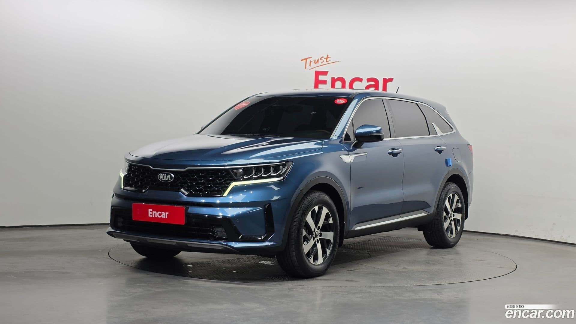 Main__Slider__Photo:Sorento Kia 2020.4-0
