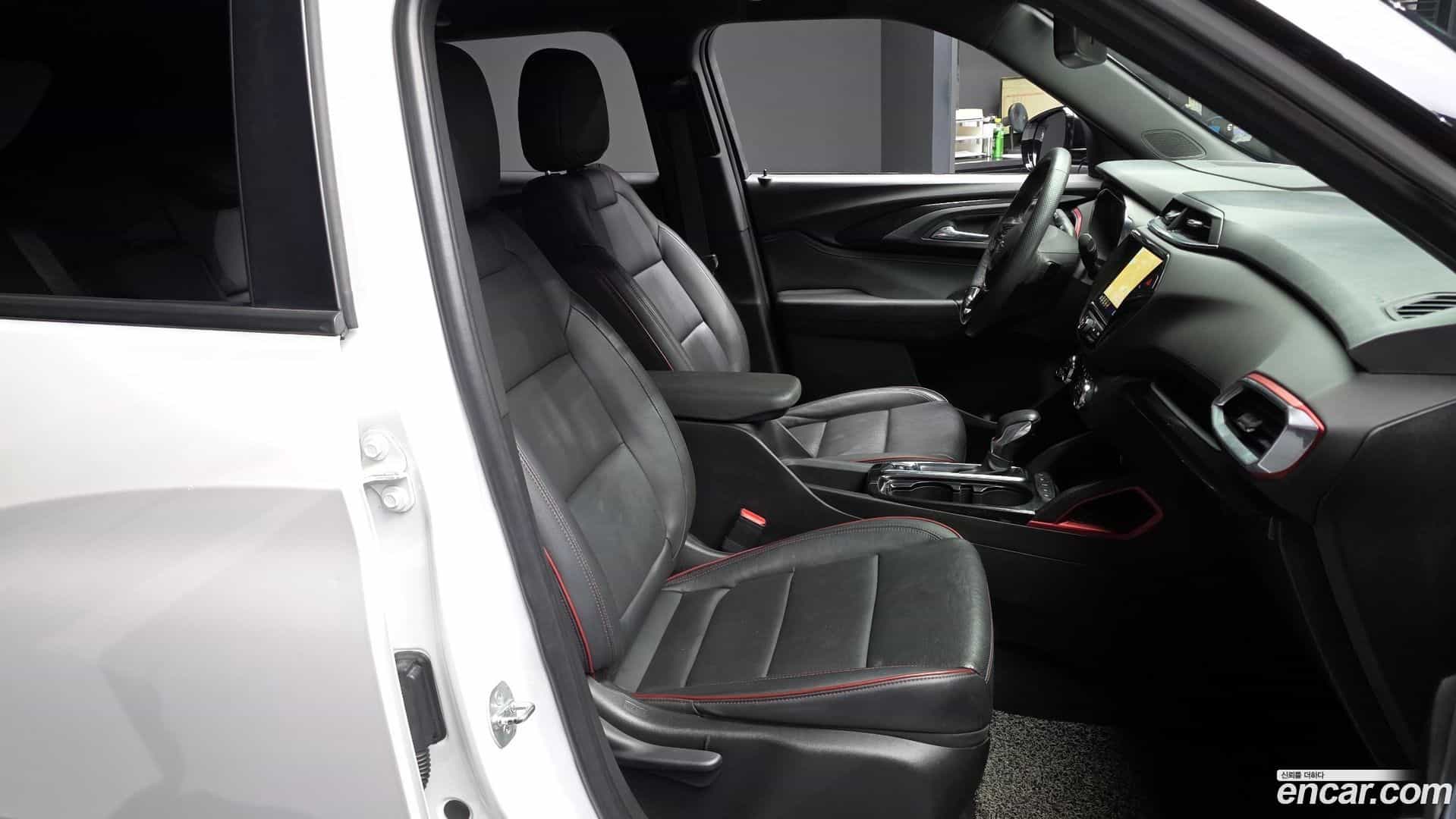 Trailblazer Chevrolet 2021.3-INNER-010