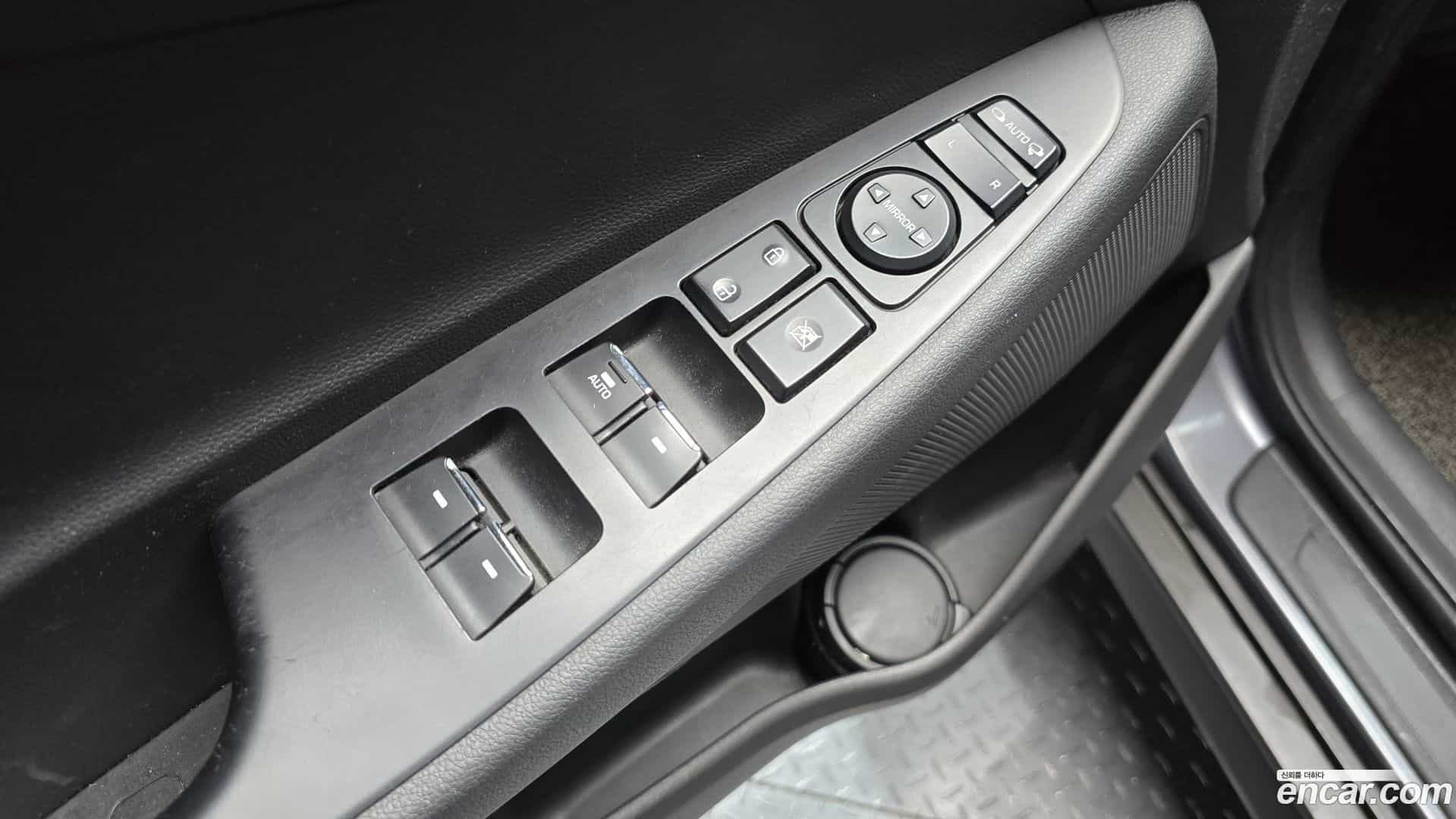 Tucson Hyundai 2015.3-OPTION-018
