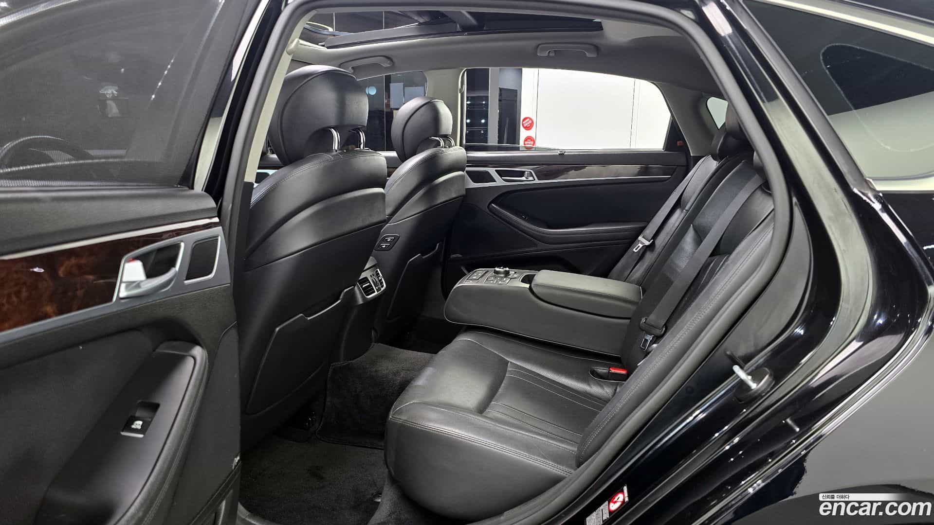 Genesis Hyundai 2015.9-OPTION-016