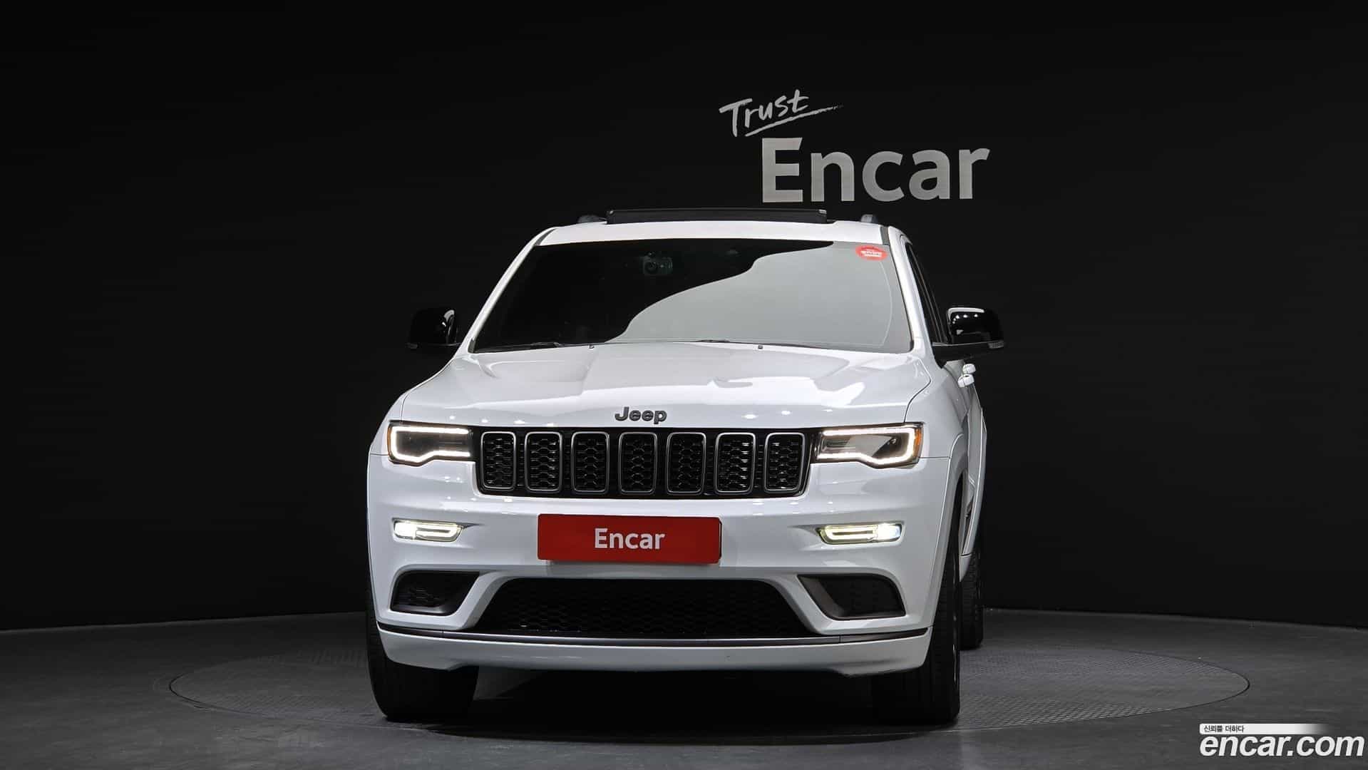 Cherokee Jeep 2020.4-OUTER-003