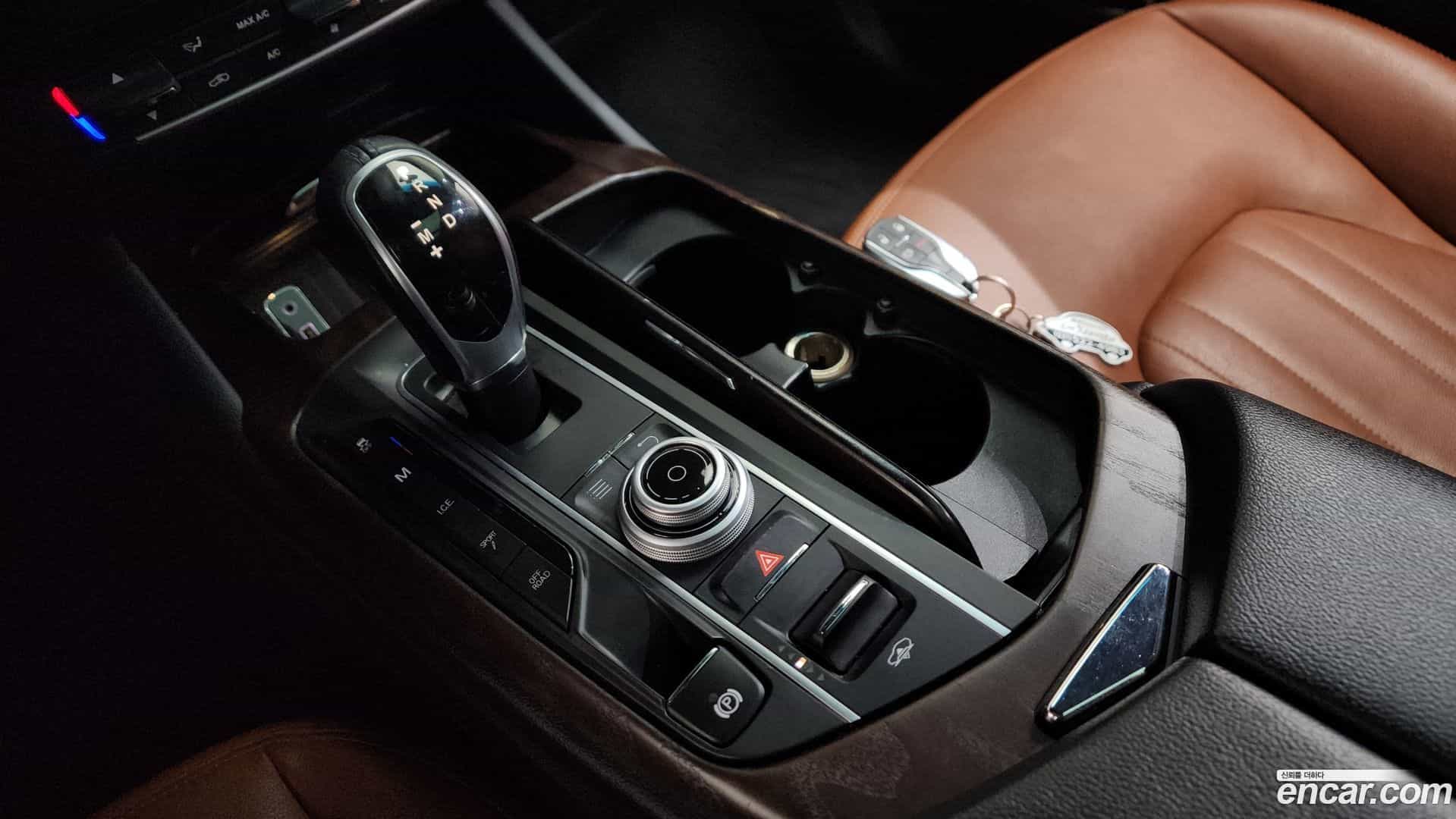 Levante Maserati 2018.3-INNER-009