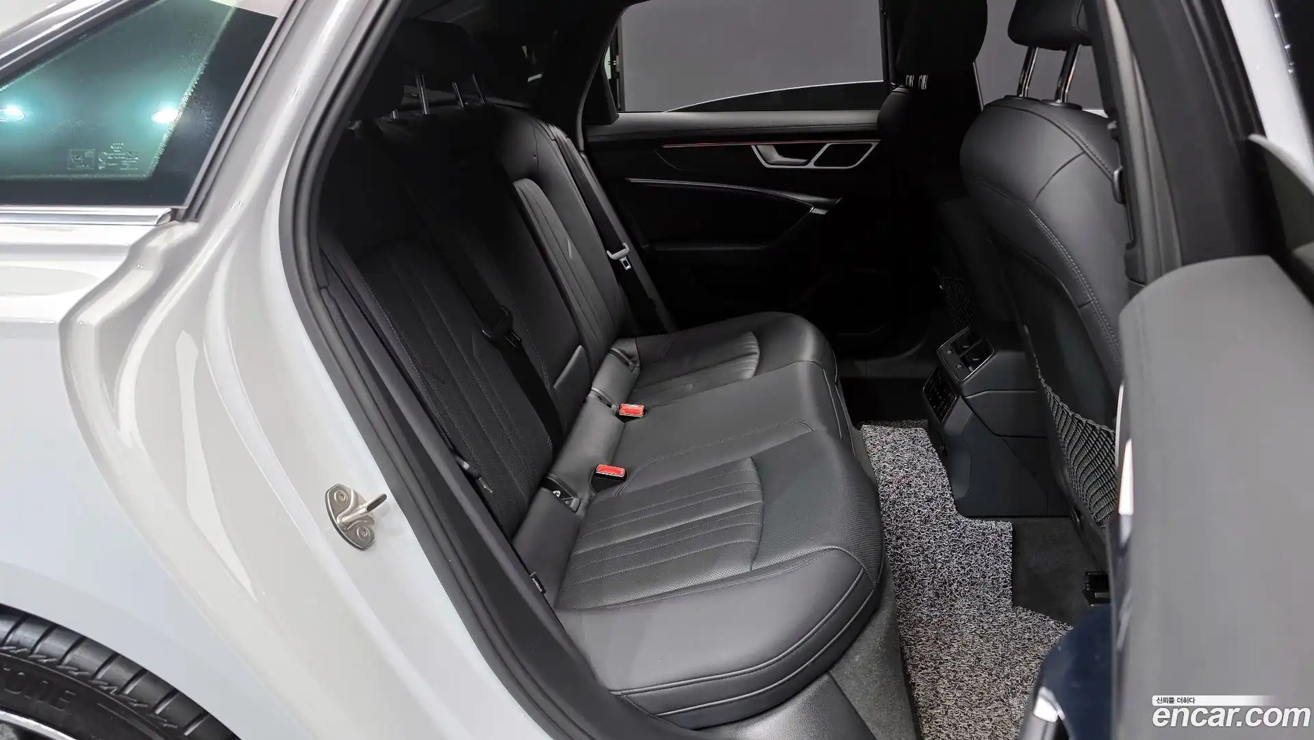 A6 Audi 2022.1-OPTION-016