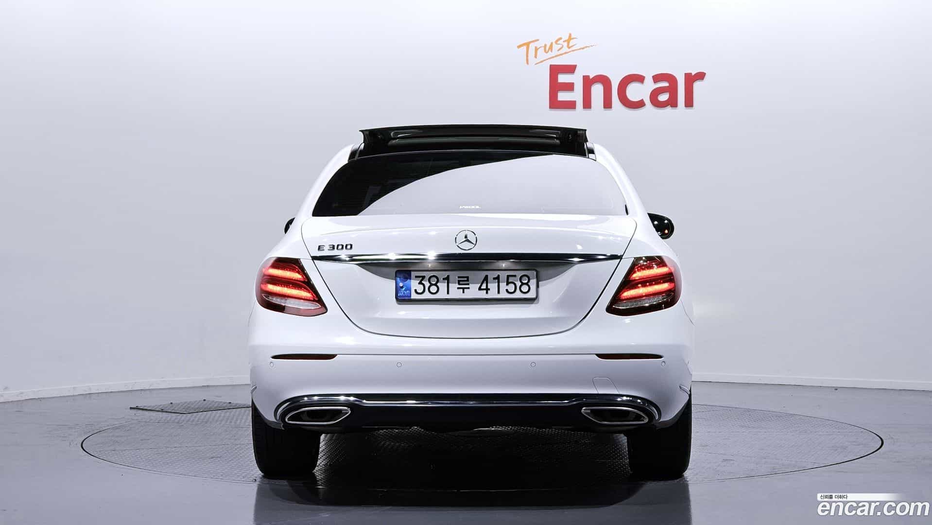 E-Class Mercedes-Benz 2016.6-OUTER-004