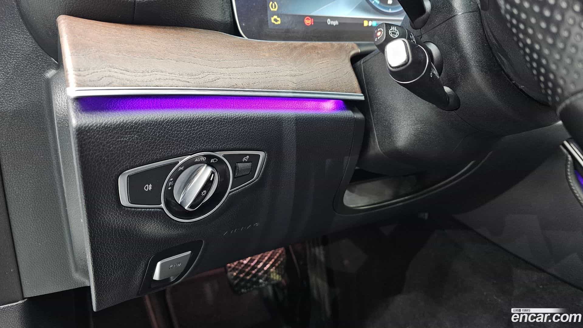 E-Class Mercedes-Benz 2016.6-OPTION-016