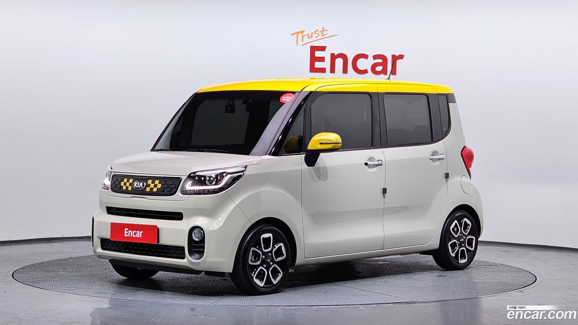 Main__Slider__Photo:RAY Kia 2018.3-0